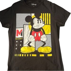 Disney Mad Mickey Mouse Medium Tshirt